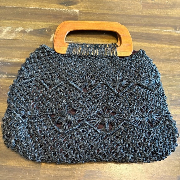 Vintage Handbags - Vintage Raffia Crochet Woven Basket Straw Wood Handles 60’s Black Macrame Tote